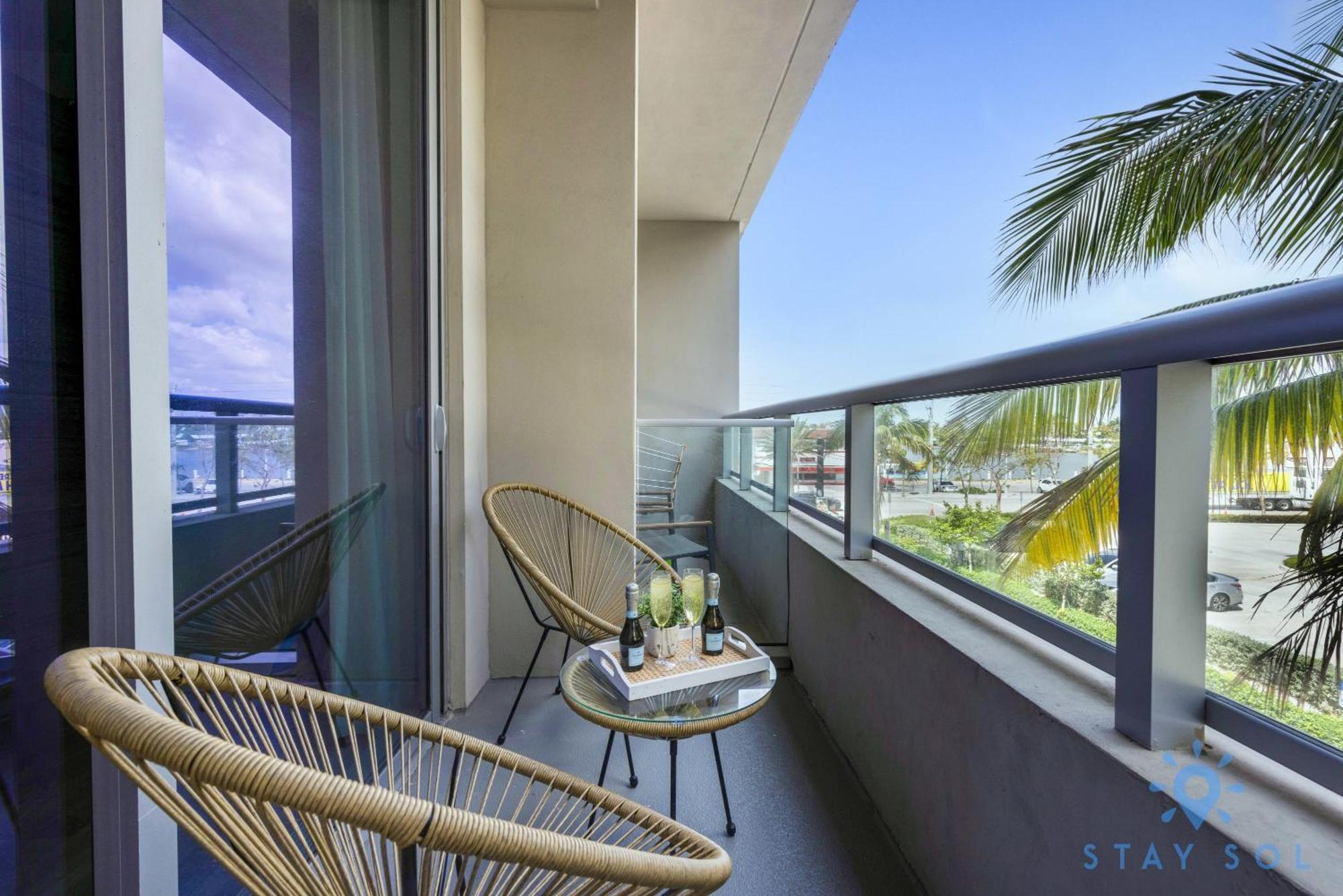 Rooftop Pool - Hollywood Beach Boardwalk ภายนอก รูปภาพ