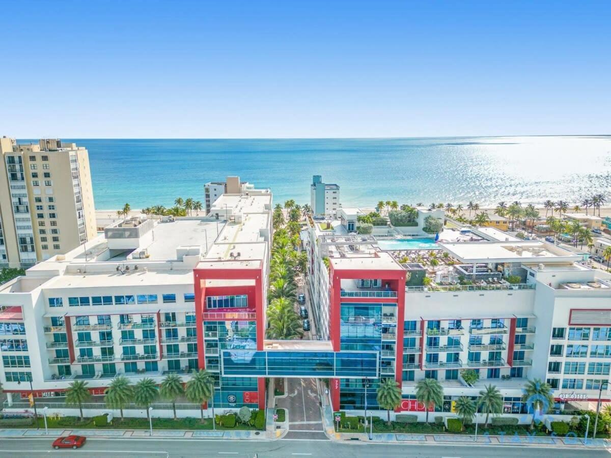 Rooftop Pool - Hollywood Beach Boardwalk ภายนอก รูปภาพ