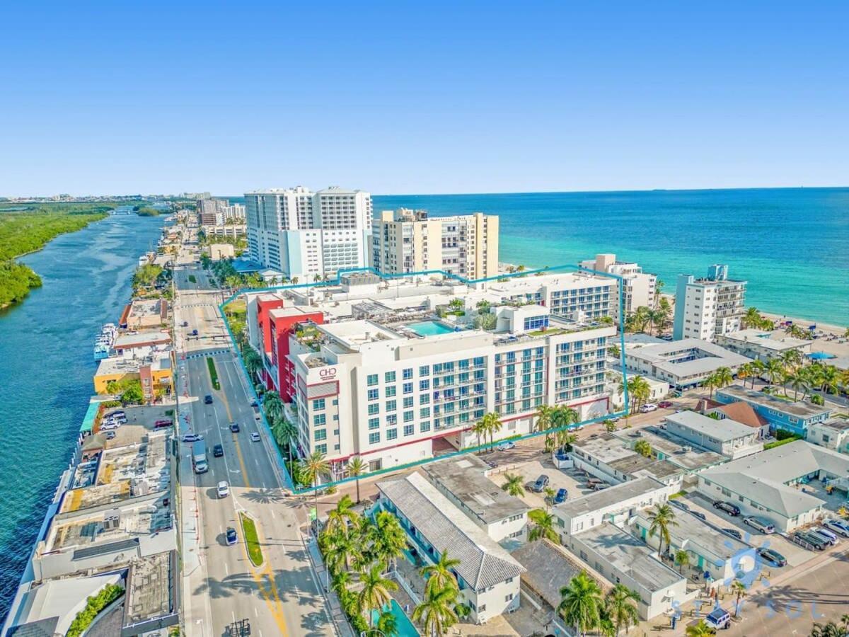 Rooftop Pool - Hollywood Beach Boardwalk ภายนอก รูปภาพ