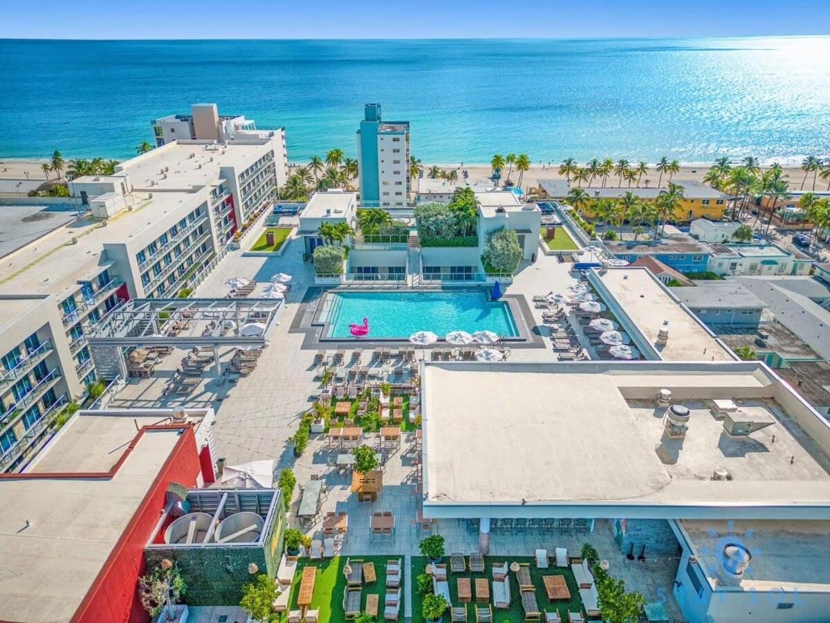 Rooftop Pool - Hollywood Beach Boardwalk ภายนอก รูปภาพ